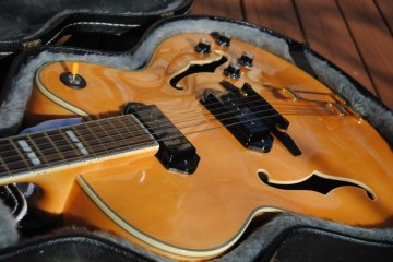 Epip broadway fitted with p90s