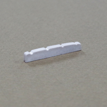 Q-parts P-bass topkam, oud wit