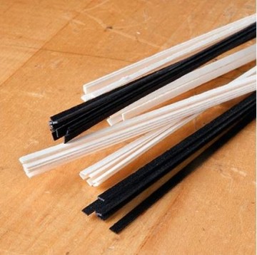 Binding van esdoorn hout (zwart of naturel)